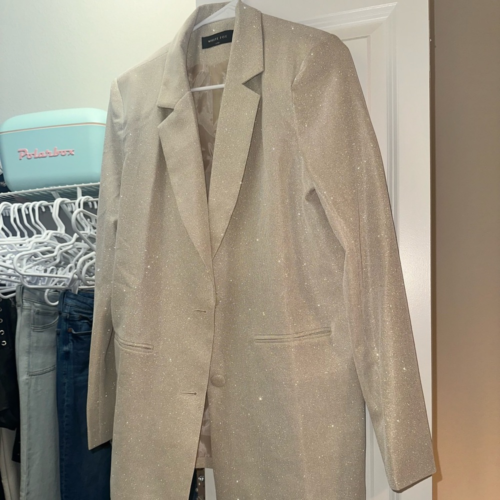 White fox bring the gold blazer